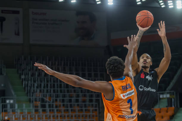 赛中推出 赛中推出