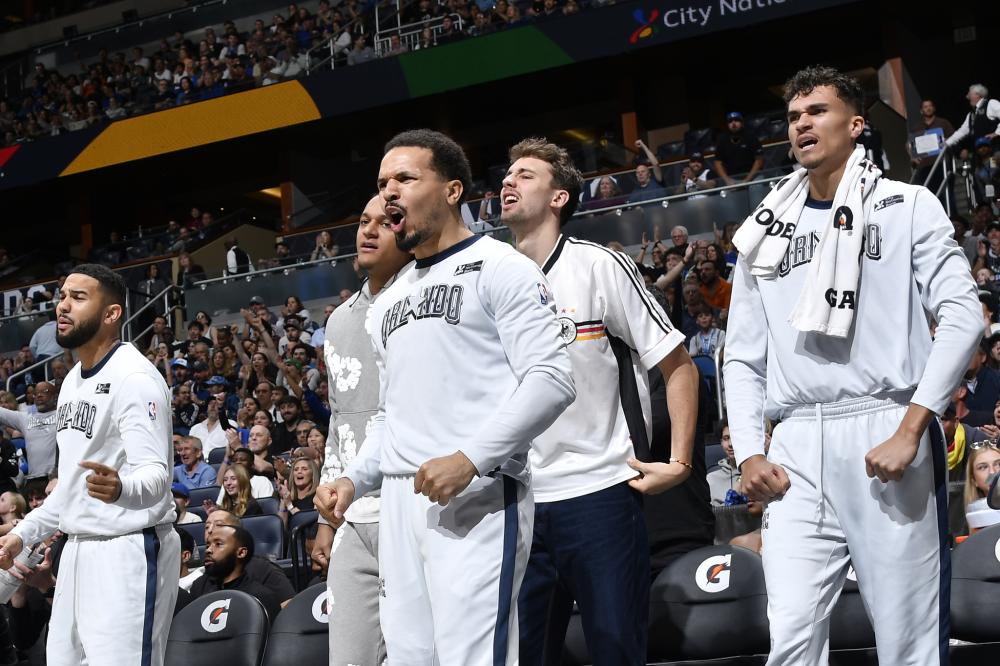 手防线的利 手防线的利