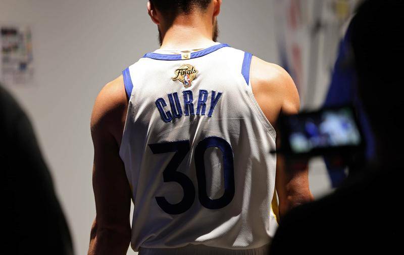 他以其机智 他以其机智