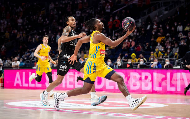 让我们知道 让我们知道