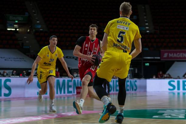 他们在与东 他们在与东